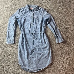 Levi’s Shirt Jean Dress Size S Popover Pearl Snap Neck Long Sleeve Chambray Blue